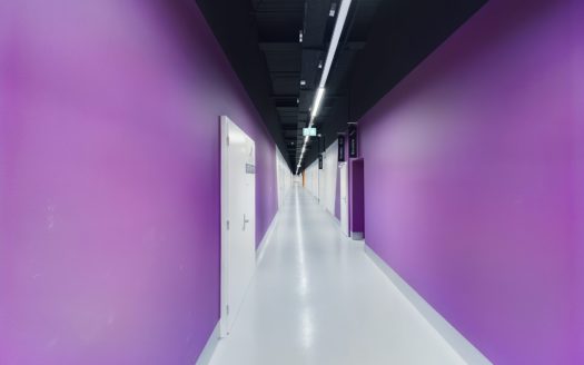 Surface commerciale d’environ 180 m2 avec importante hauteur sous plafond, Ecublens