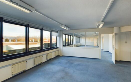 Vaste bureau de 175 m2 sis dans un immeuble bénéficiant d’un emplacement stratégique