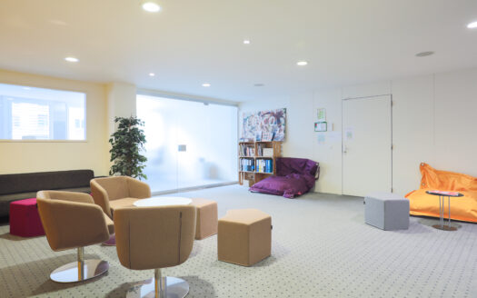 Vaste bureau rénové d’env. 318 m2 situé en plein centre de Lausanne