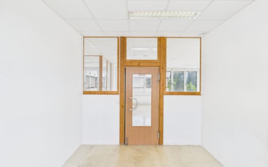 Belle surface d’environ 175 m2 sise au-dessus du Centre Commercial d’Ecublens