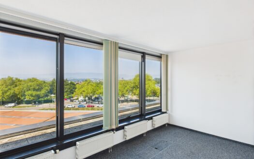 Magnifique bureau de 249 m2 sis dans un immeuble bénéficiant d’un emplacement stratégique