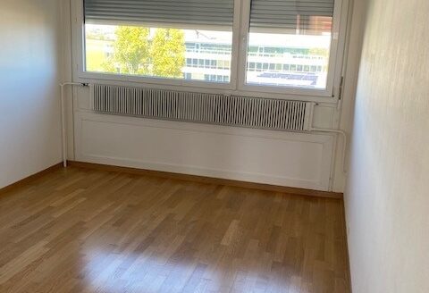 Appartement de 4.5 pièces avec balcon à Nyon