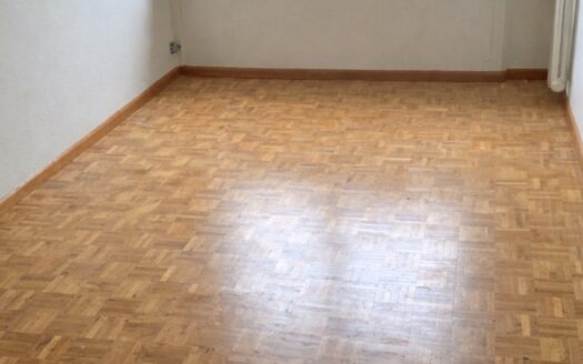 Appartement de 3.5 pièces au 6ème étage avec balcon à Morges