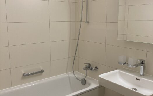 Appartement de 2.5 pièces au 8ème étage avec balcon à Lausanne