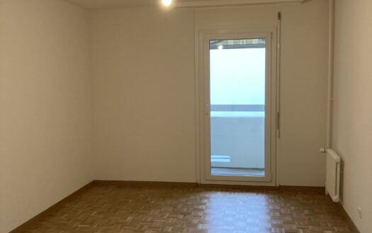 Appartement de 2.5 pièces au 8ème étage avec balcon à Lausanne