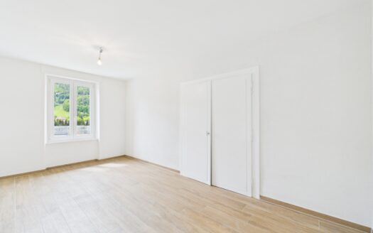 Très bel appartement de 4,5 pièces entièrement rénové au cœur de Vallorbe